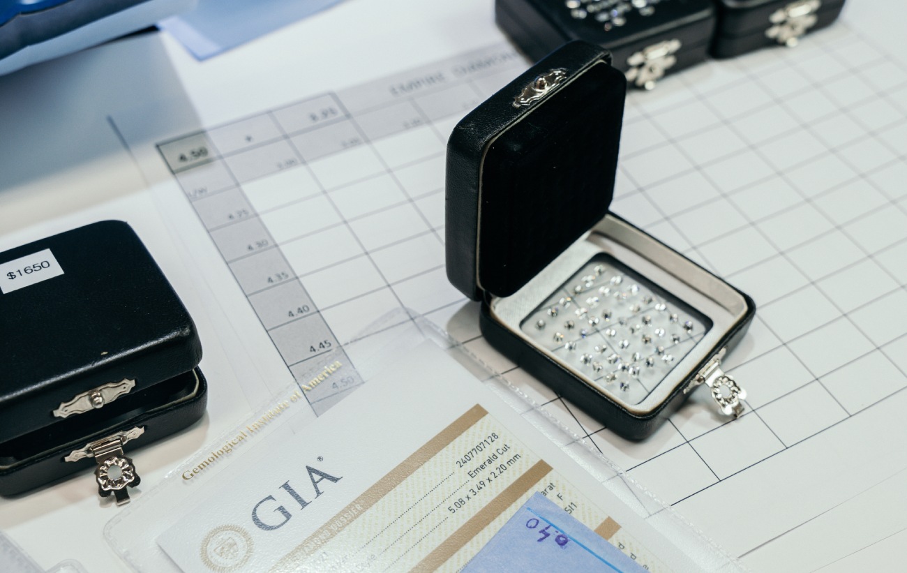 We source our diamonds from suppliers who adhere to the strictest ethical standards; therefore, the diamonds we use are guaranteed to be conflict-free and provide positive social impetus.